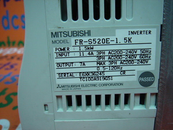 Mitsubishi INVERTER FR-S520E-1.5K - PLC DCS SERVO Control MOTOR